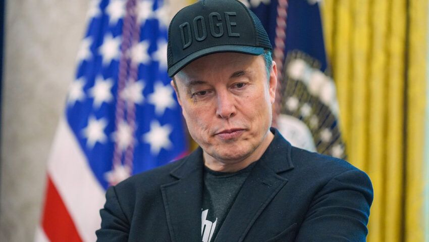 libertario-Casa-Blanca-se-burla-de-la-propuesta-de-Musk-de-crear-un-nuevo-partido-850x479 (1)