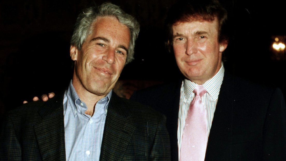 Trump-arremete-contra-el-presentador-de-los-Grammy-tras-una-broma-en-su-contra-sobre-Epstein