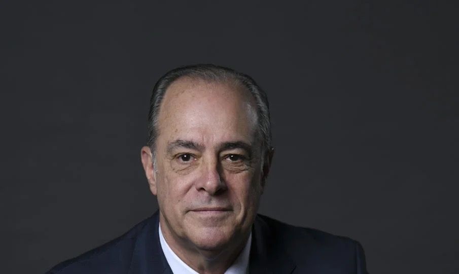 Paco-Perez-Presidente-de-la-Camara-Espanola-905x540