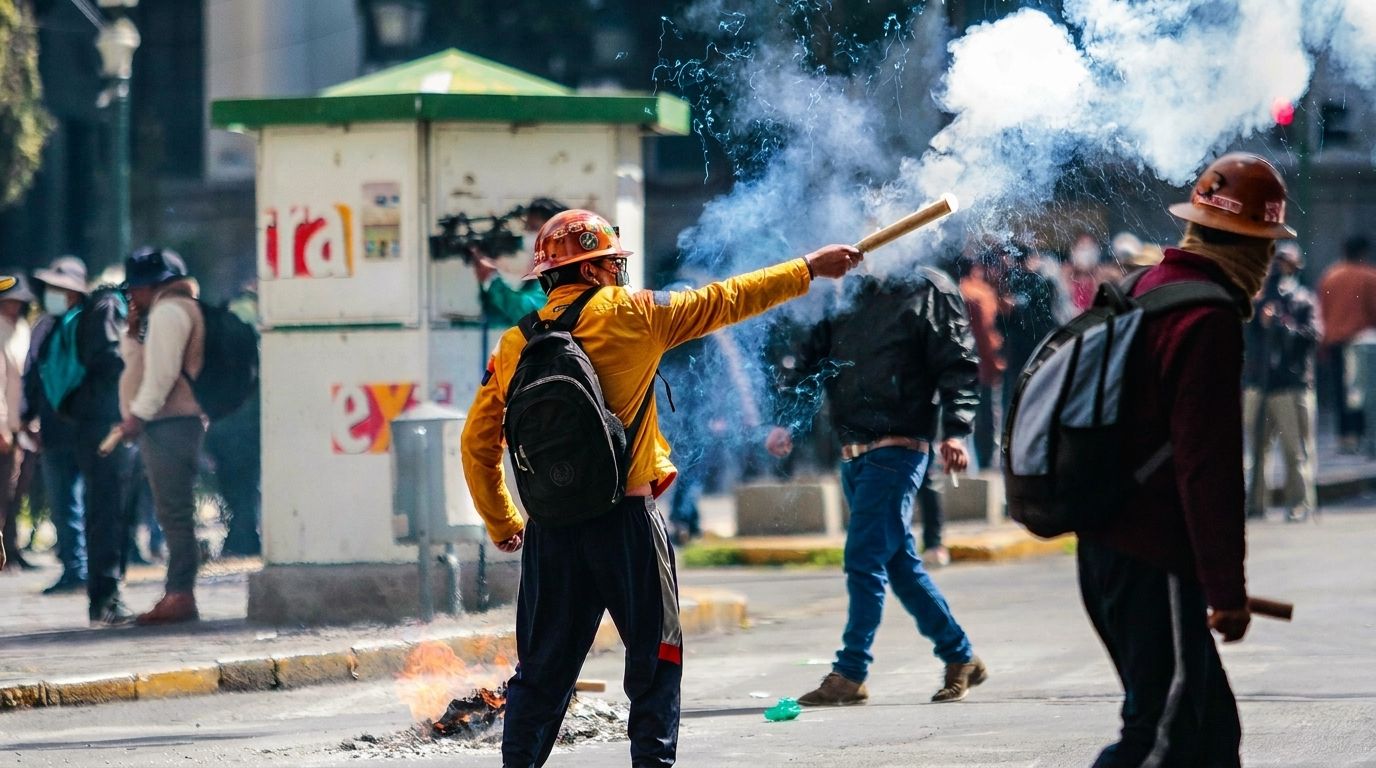 EE.UU_.-tilda-de-golpe-de-Estado-las-protestas-contra-el-Gobierno-de-Paz-en-Bolivia.jpg_202605201839