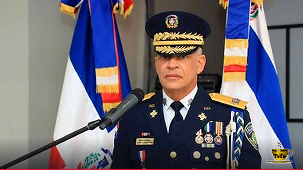 Director PN supervisa Santiago y advierte a agentes