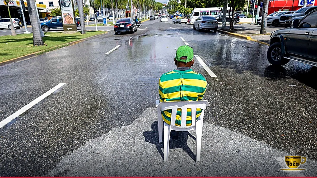 Malos olores invaden avenida Jiménez Moya